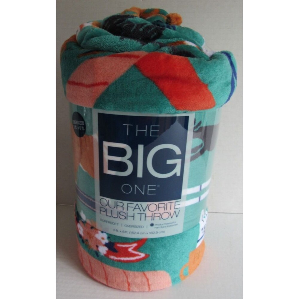 Kohls The Big One Plush Oversized  Super Soft Throw Blanket 5x6 Ft Dog Show NWT